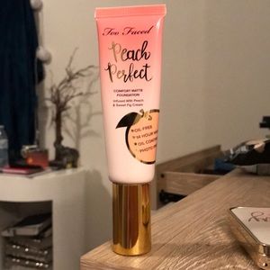 Too faced peaches and cream foundation
